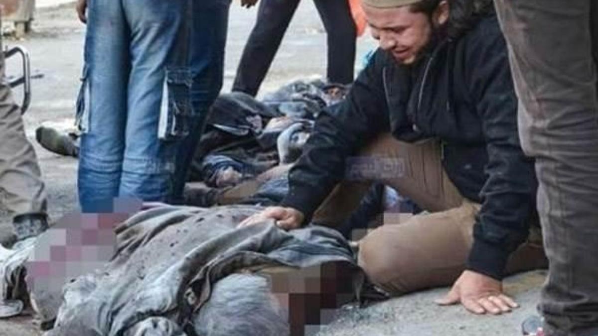 Humus ve İdlib'e hava saldırısı: Sokaklar ceset dolu