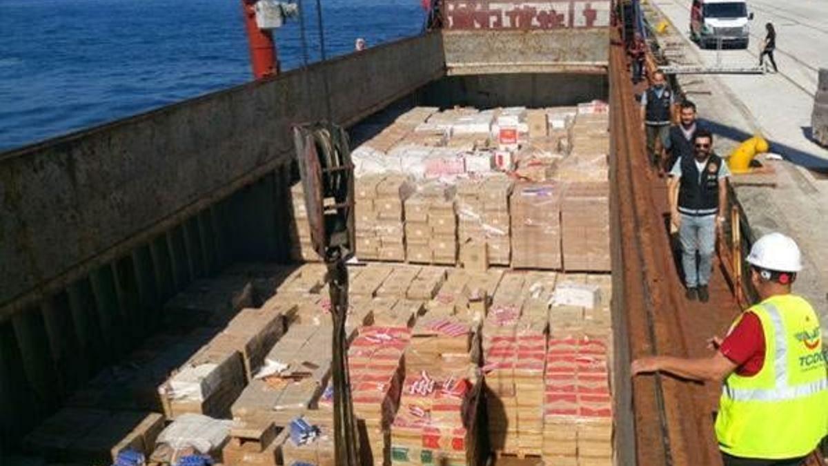 İstanbul'da 3 ton kaçak sigara ele geçirildi