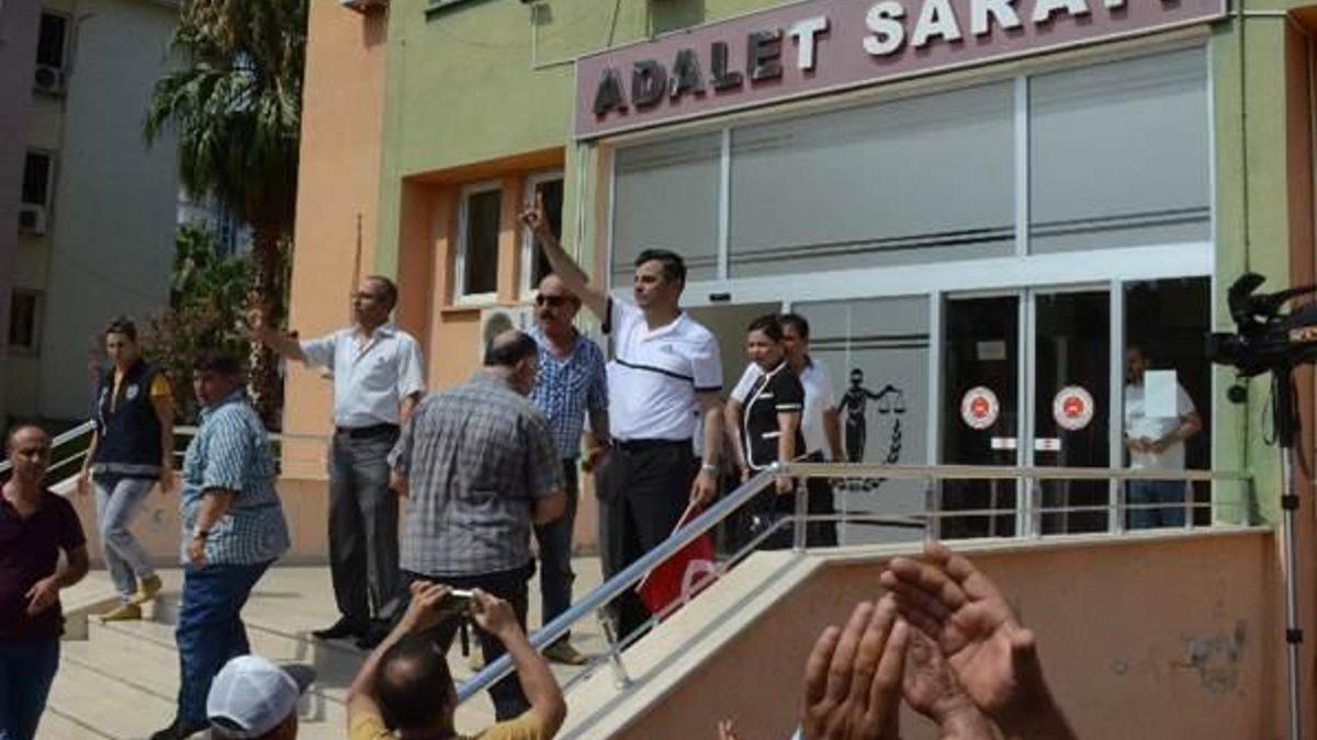Anamur Belediye Başkanı'nın evine ve ofisinde arama