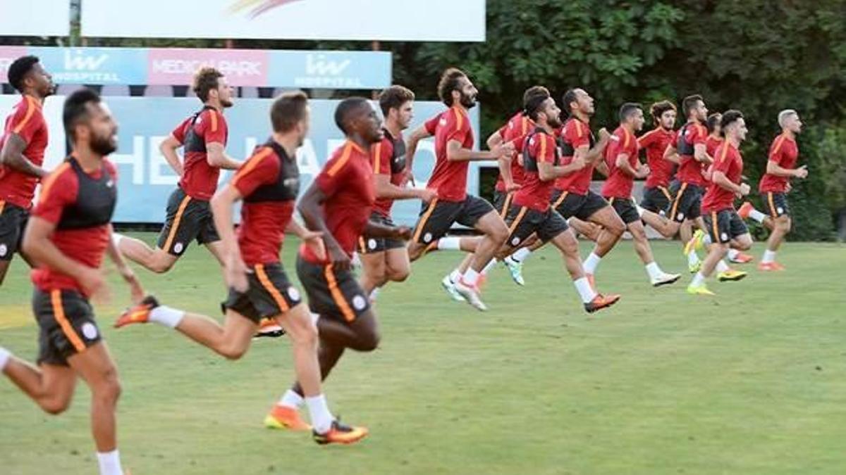 Galatasaray İstanbul'da çalıştı