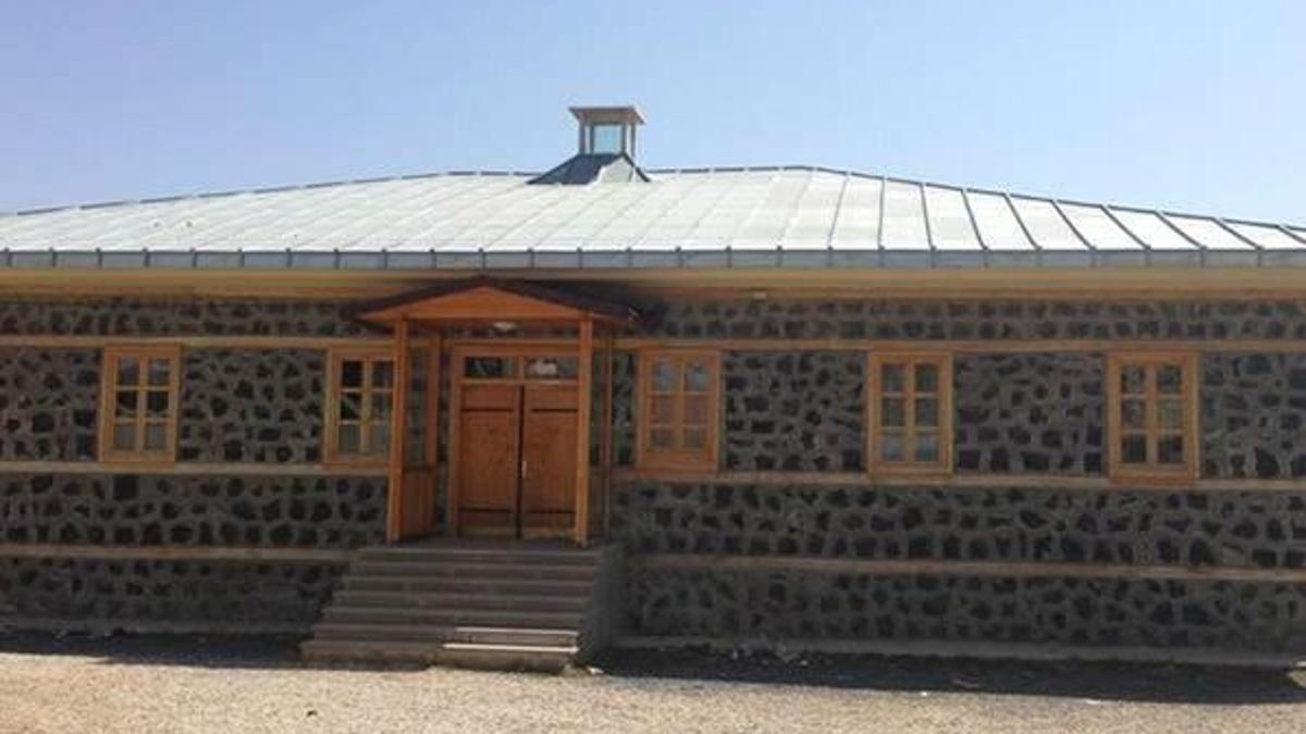 Gülen'in doğduğu ev umumi tuvalet oluyor