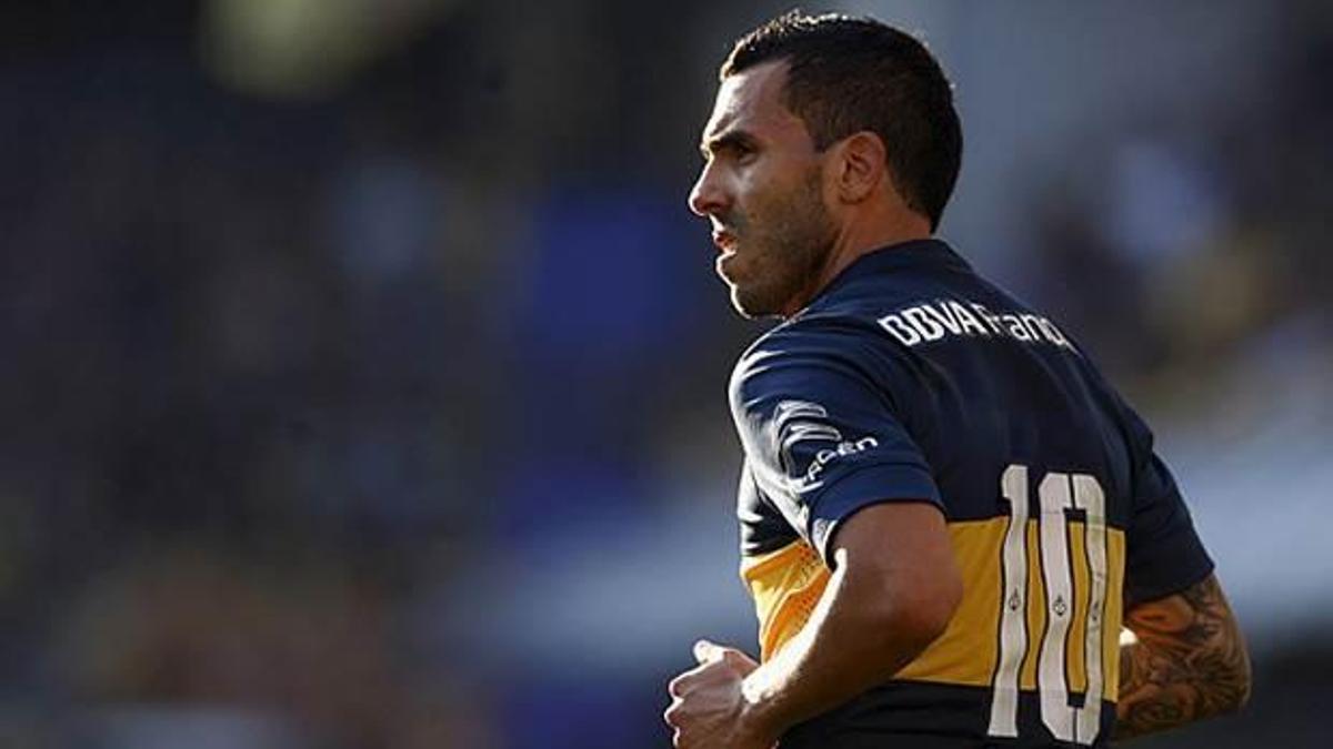 Carlos Tevez: Chelsea ve Napoli'den teklif aldım