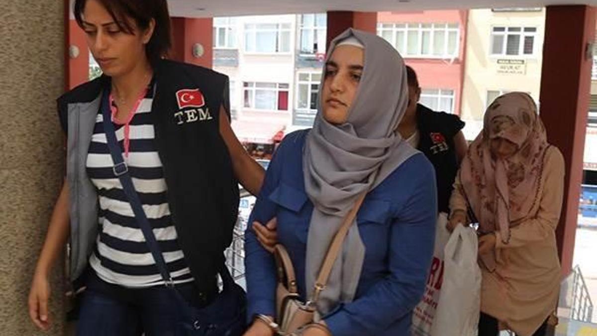 Fethullah Gülen’in akrabası "abla" evleri boşaltırken yakalandı