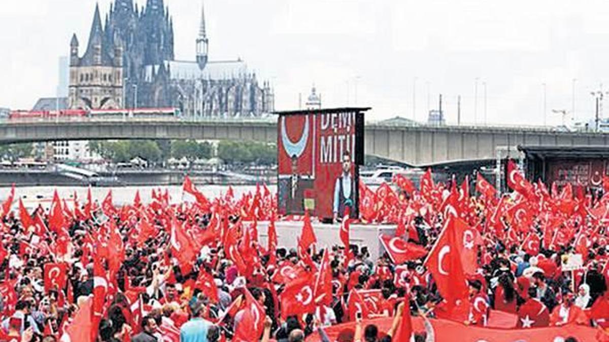 Alman maslahatgüzara miting yasağı soruldu