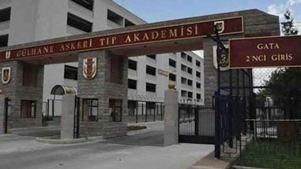 Şizofreni hastasına cin çarptı diyen profesör de ihraç edildi