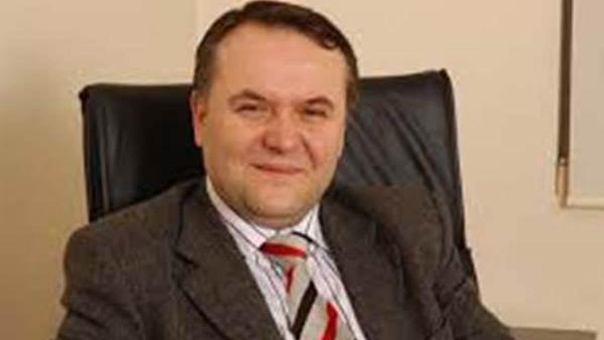 'Hipnozla işkence' raporunda imzası bulunan hoca tutuklandı