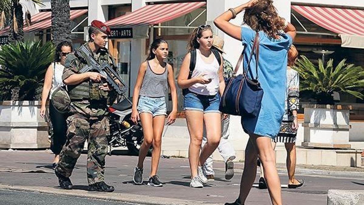 IŞİD 84 saatte bir vuruyor