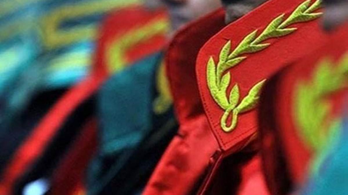 56 hakim ve savcı hakkında yakalama kararı
