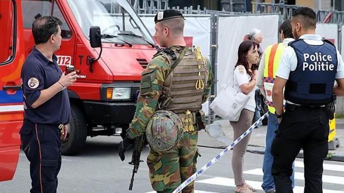 Belçika'da polise palalı saldırı