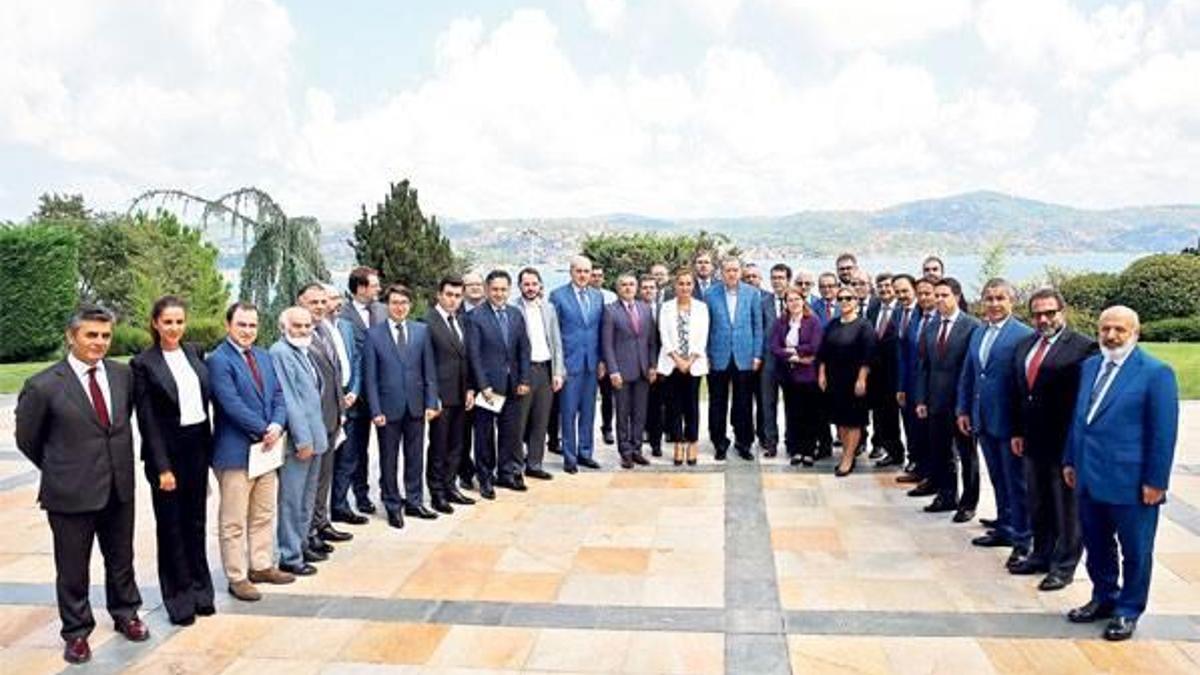 ‘Rehavete kapılmayacağız’