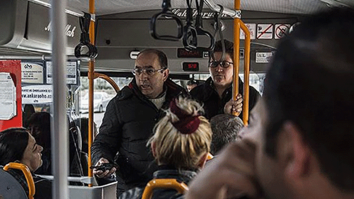Miting öncesi Fatih'te polis denetimi