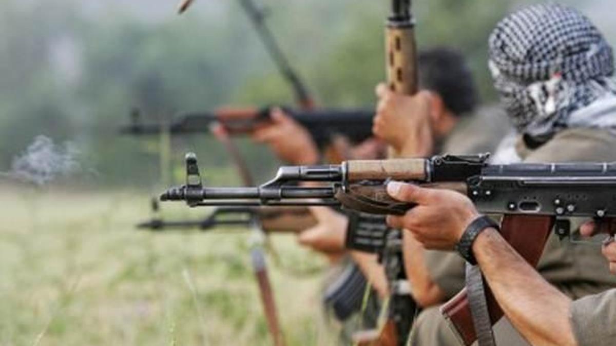 Hakkari’de askeri araca mayınlı saldırı: 7 asker yaralı