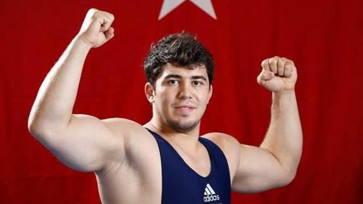 Cenk İldem çeyrek finalde