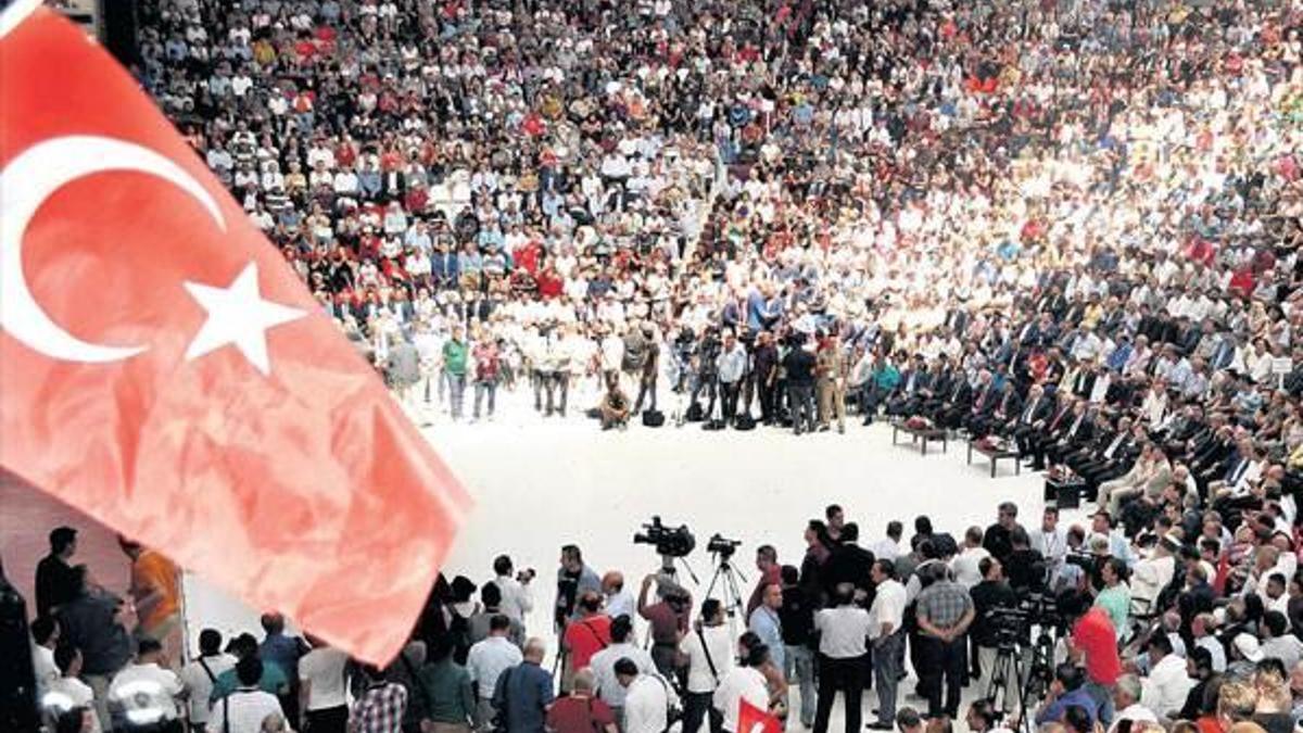 ’Sevgi ve adaletle yürüyelim’