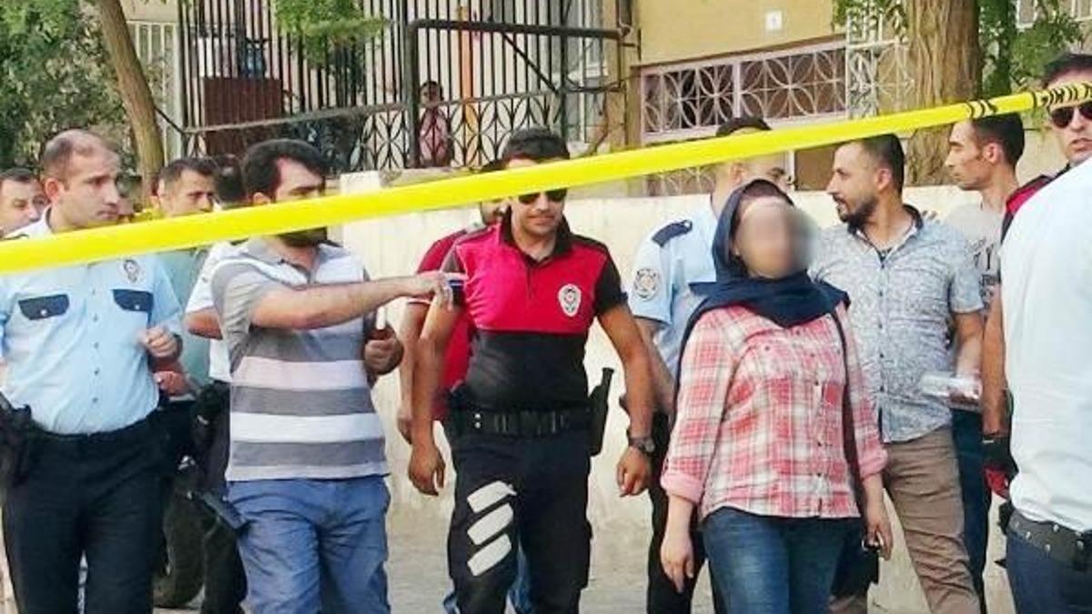 Şanlıurfa'da genç kadın, kendisini rahatsız eden kişiyi vurdu