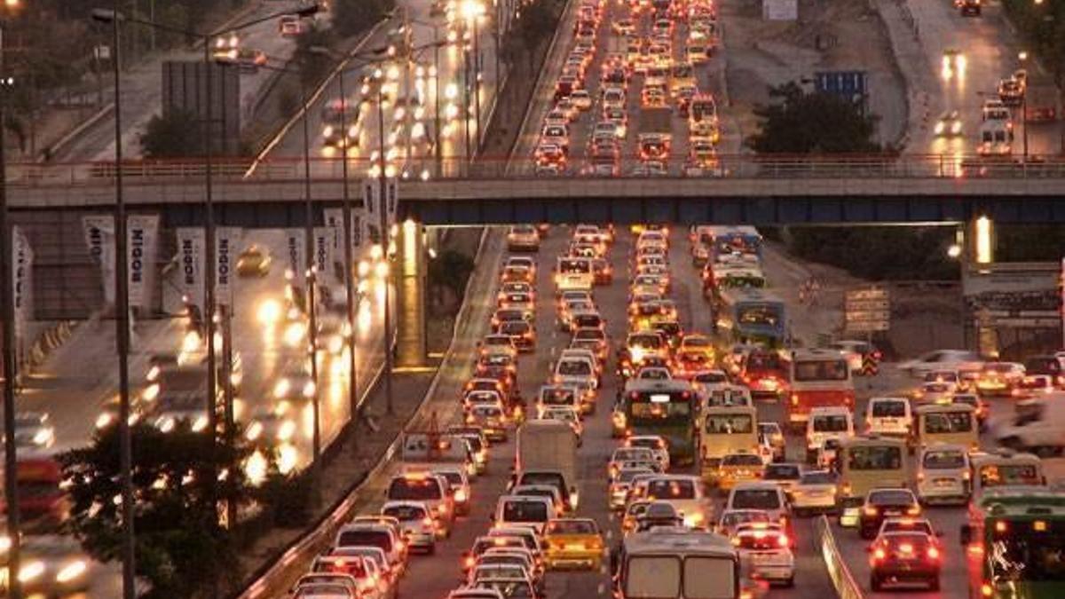 İstanbul'da yarın bazı yollar trafiğe kapalı