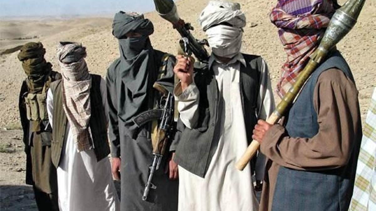 Han Abad ilçesi Taliban'dan geri alındı