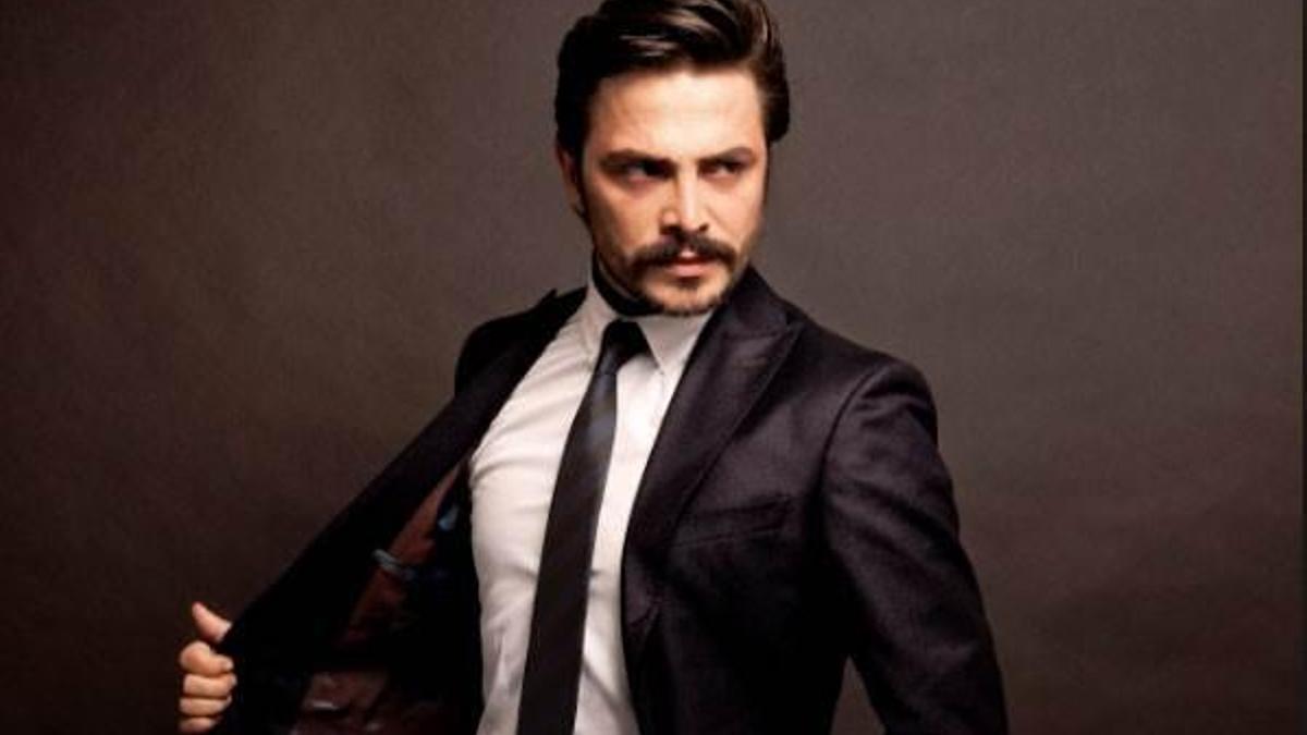 Ahmet Kural kimdir?