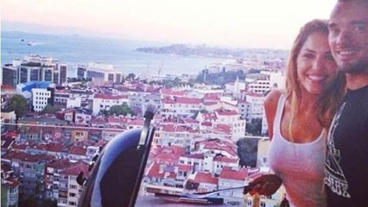 Galatasaray'da Sneijder eşyalarını topladı!