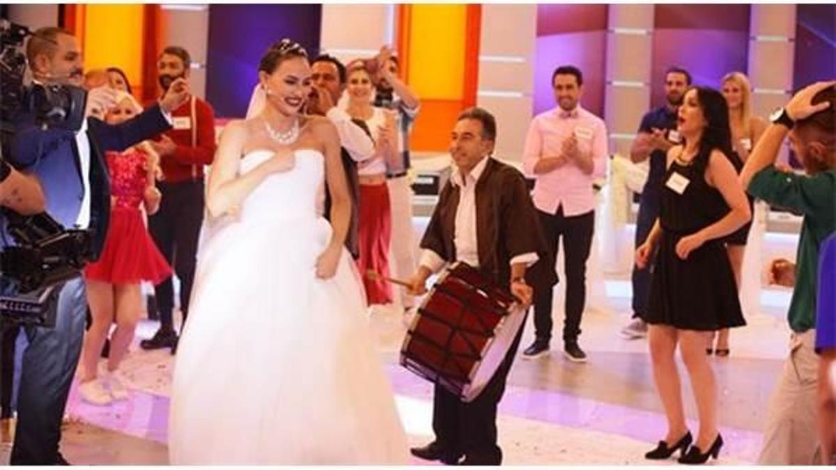 Var Mısın Yok Musun'da sürpriz düğün!