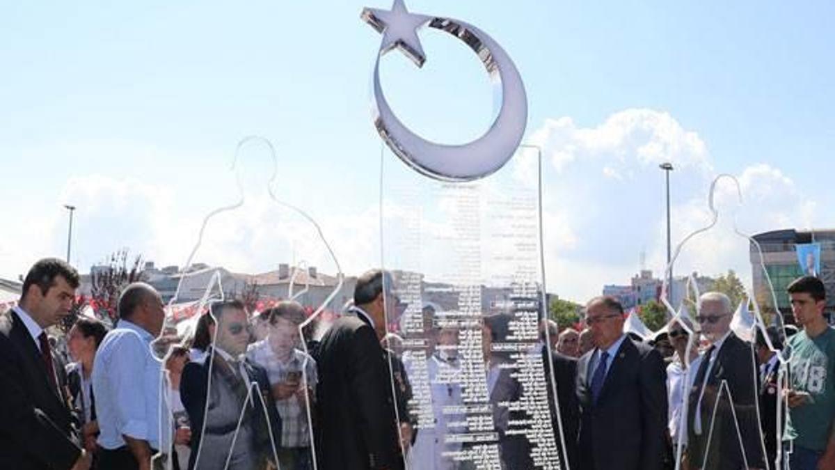 Yalova'da Şehitler Anıtı'nın açılışı yapıldı