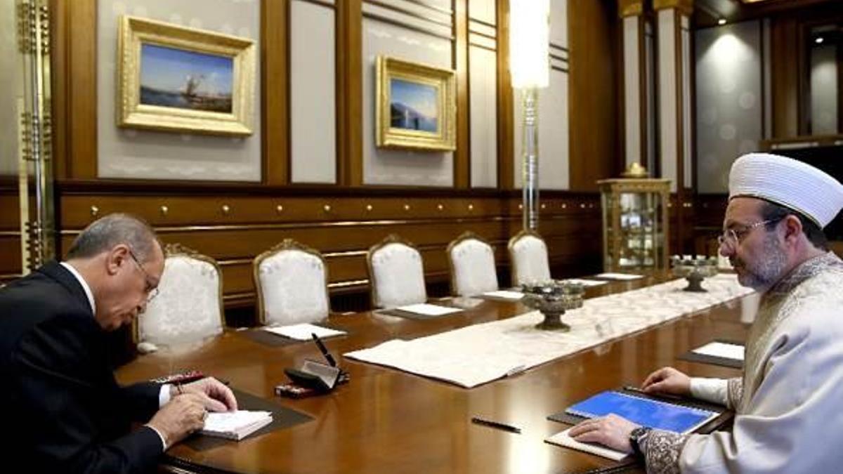 Cumhurbaşkanı Erdoğan'dan Diyanet Vakfı'na kurban bağışı