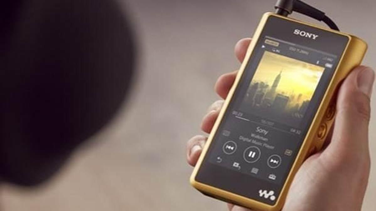 Altın kaplamalı Walkman