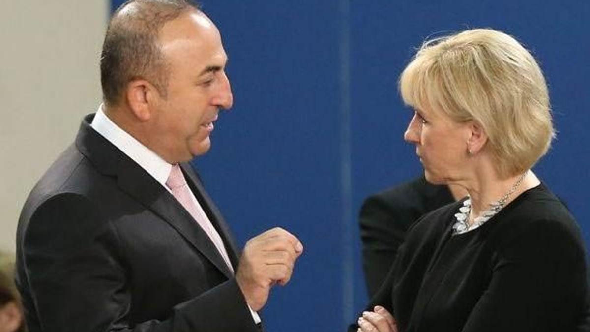 Çavuşoğlu İsveçli mevkidaşı Wallström ile görüştü