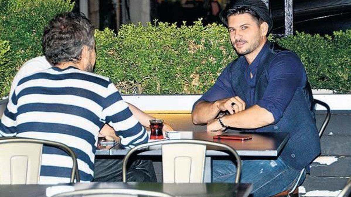 Sıkı arkadaşız