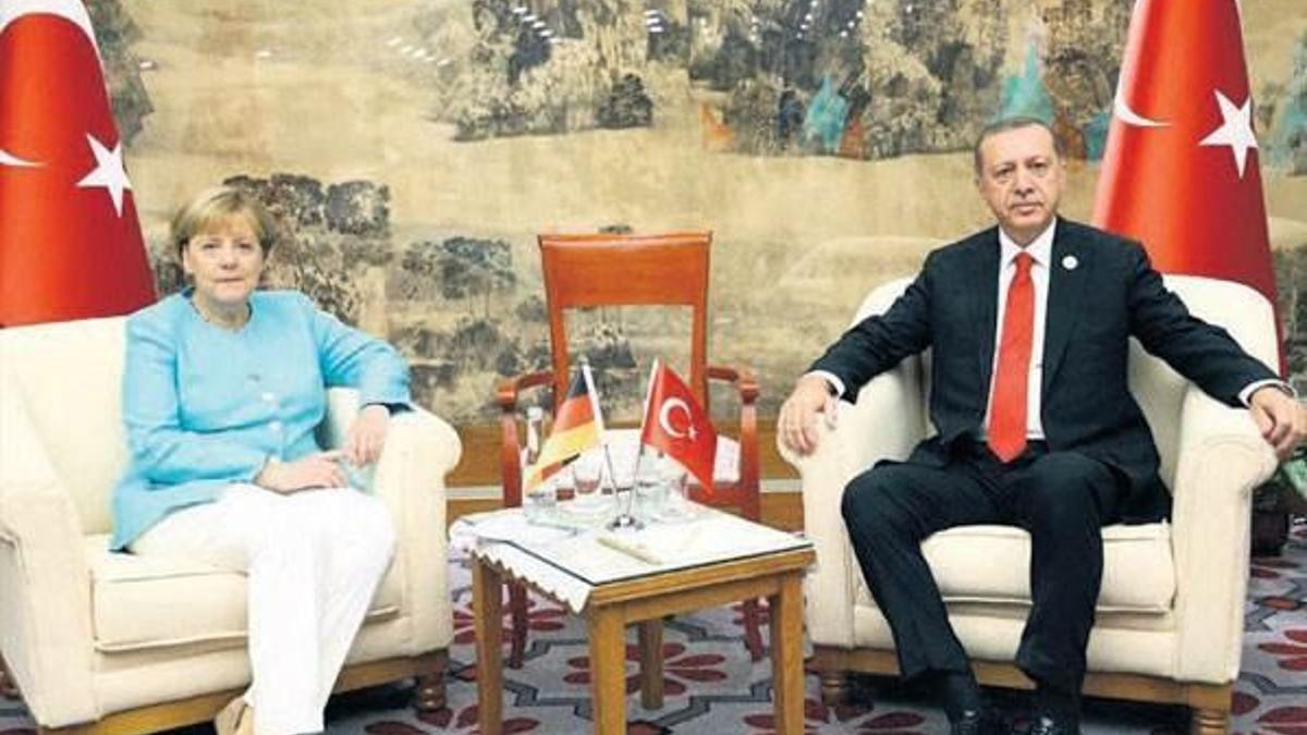 ‘Terörle mücadelenize destek veriyoruz’