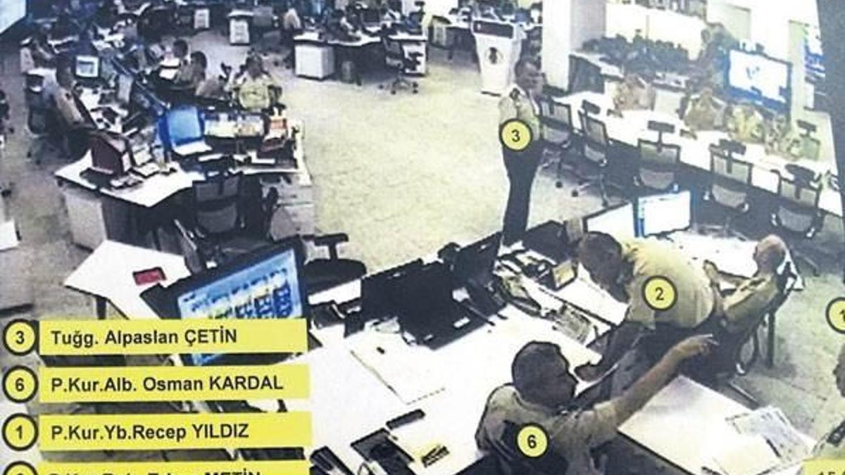 Yönetime el koyma saati 03.00 olacaktı