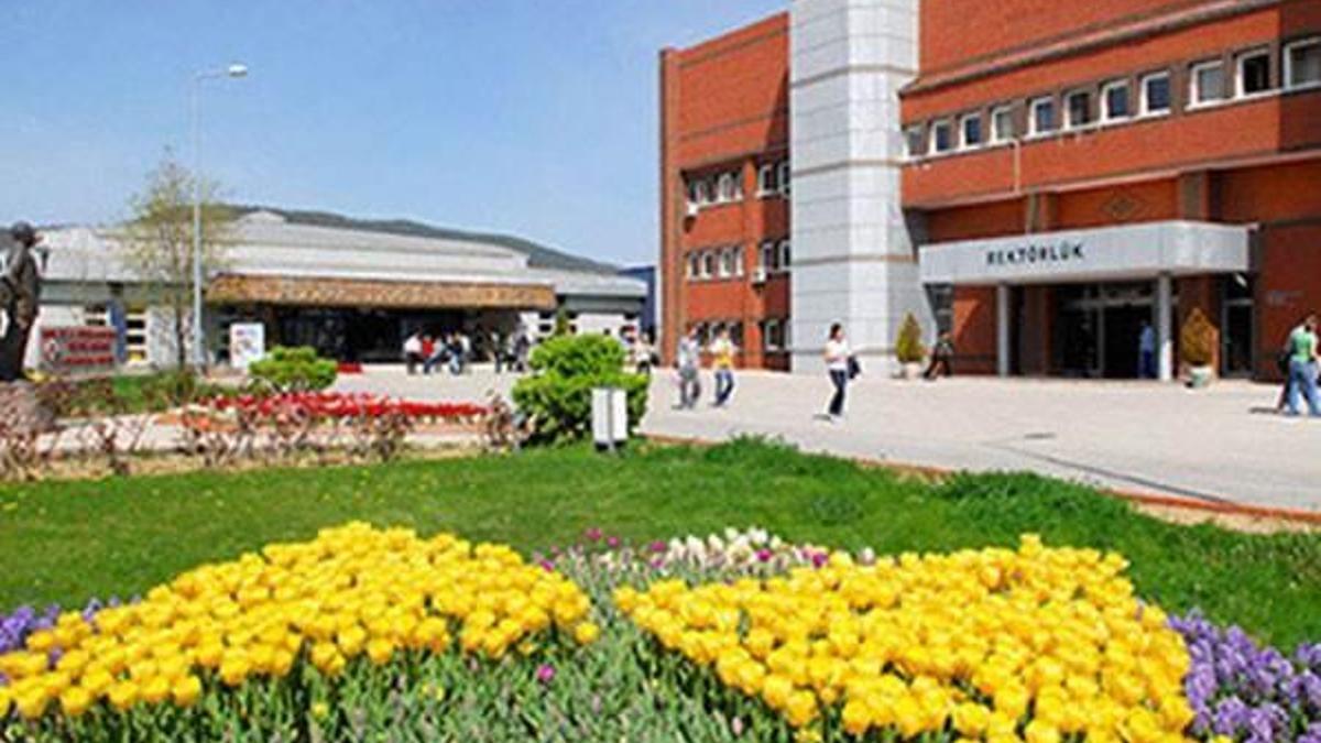 Süleyman Demirel Üniversitesi'nde 450 kişi açığa alındı