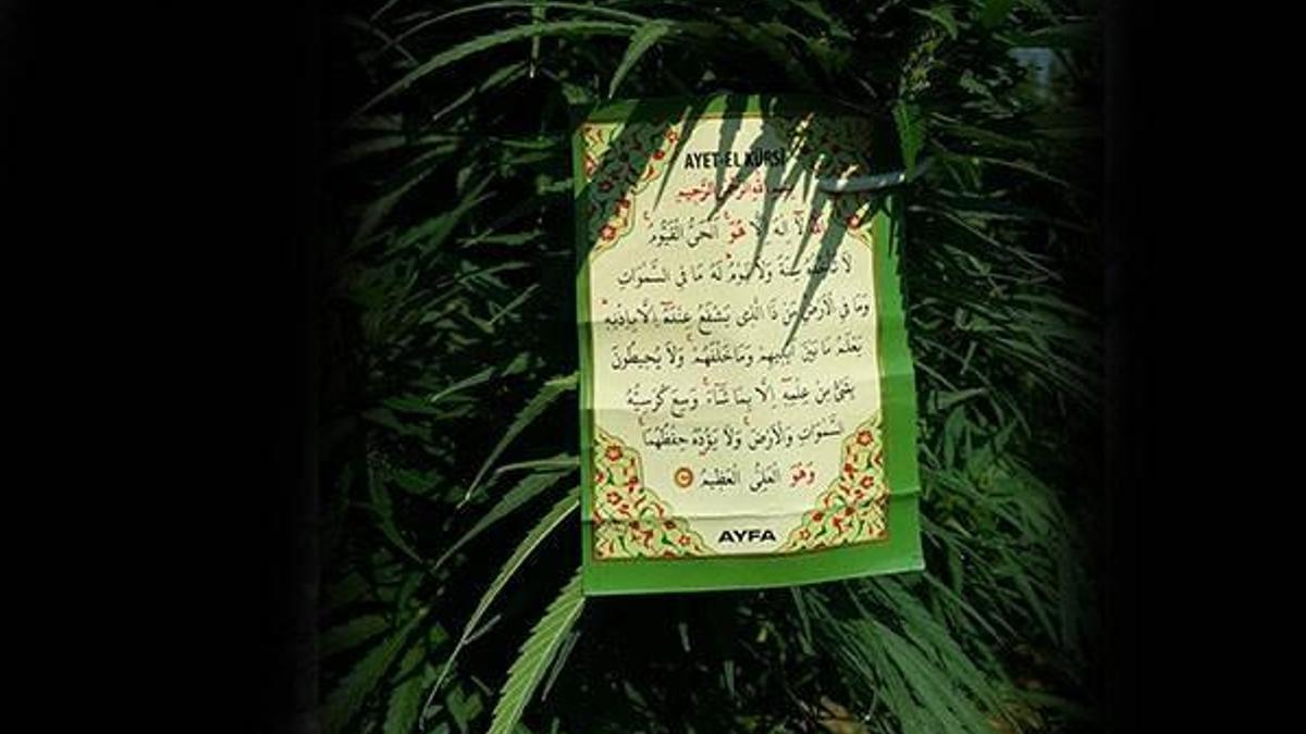 Zehir tacirleri kötü emellerine Ayetel Kürsi’yi de alet etti
