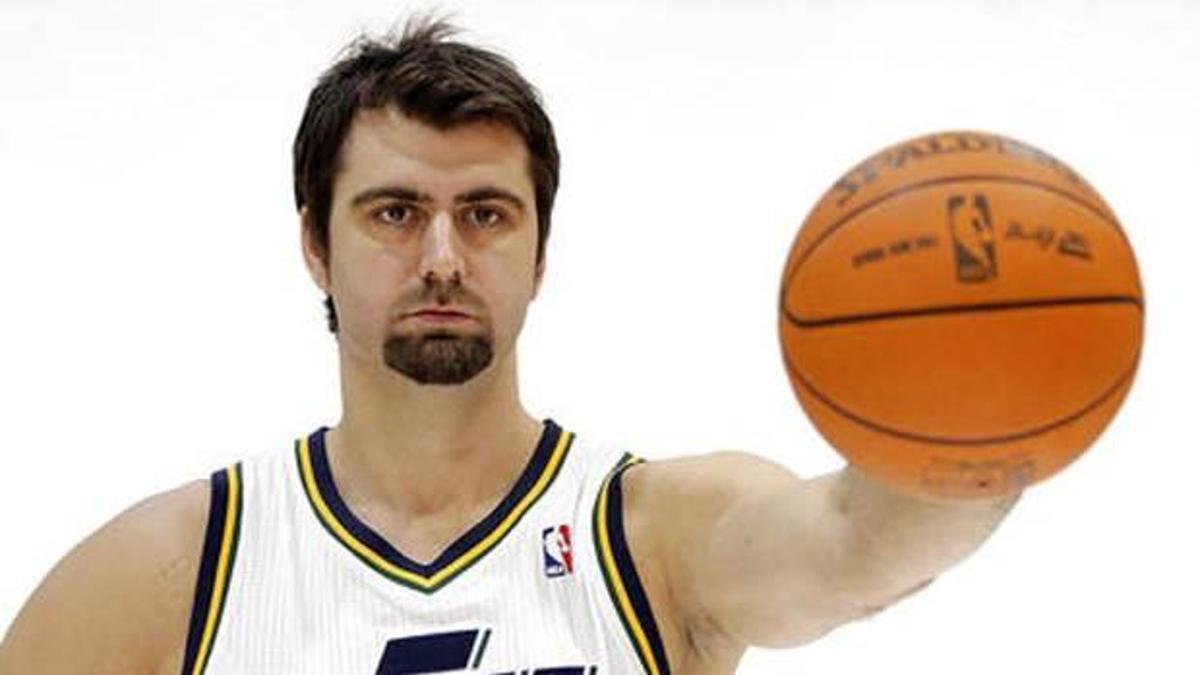 Mehmet Okur yeniden NBA'de