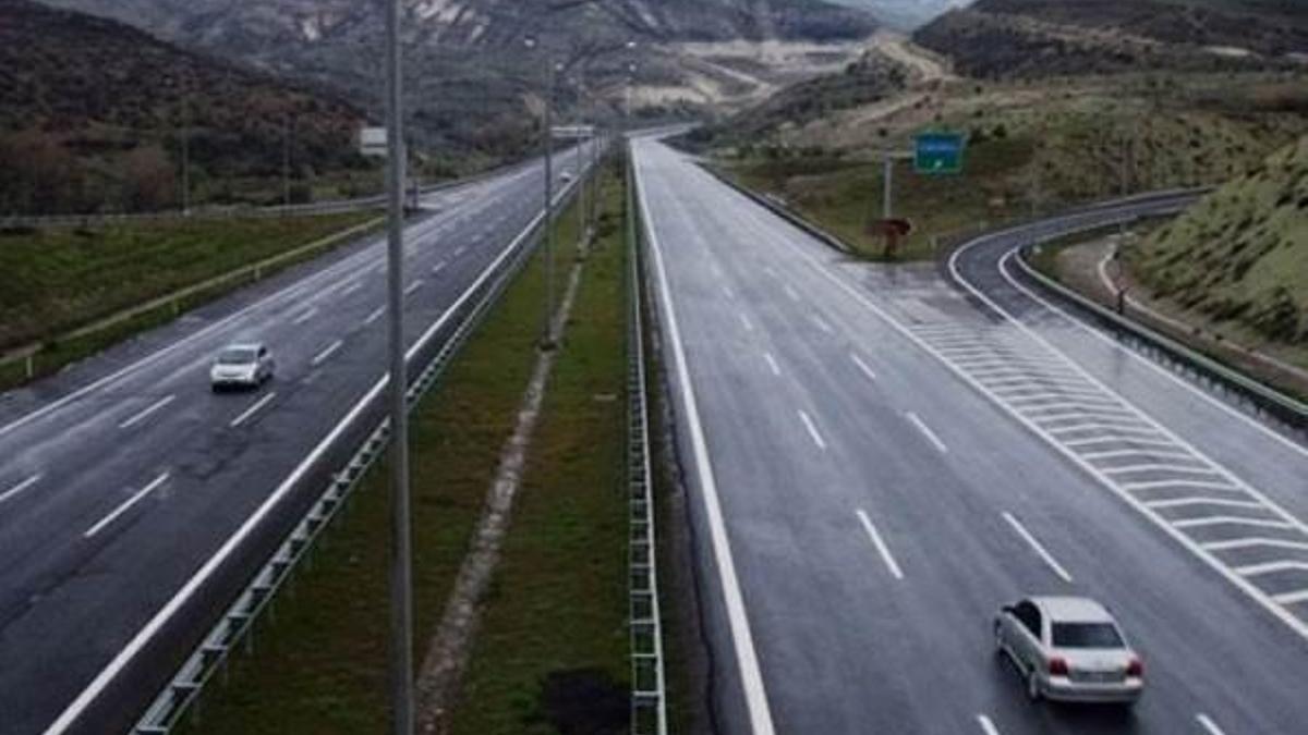 İzmir-Ankara arası yolculuk 4.5 saate iniyor