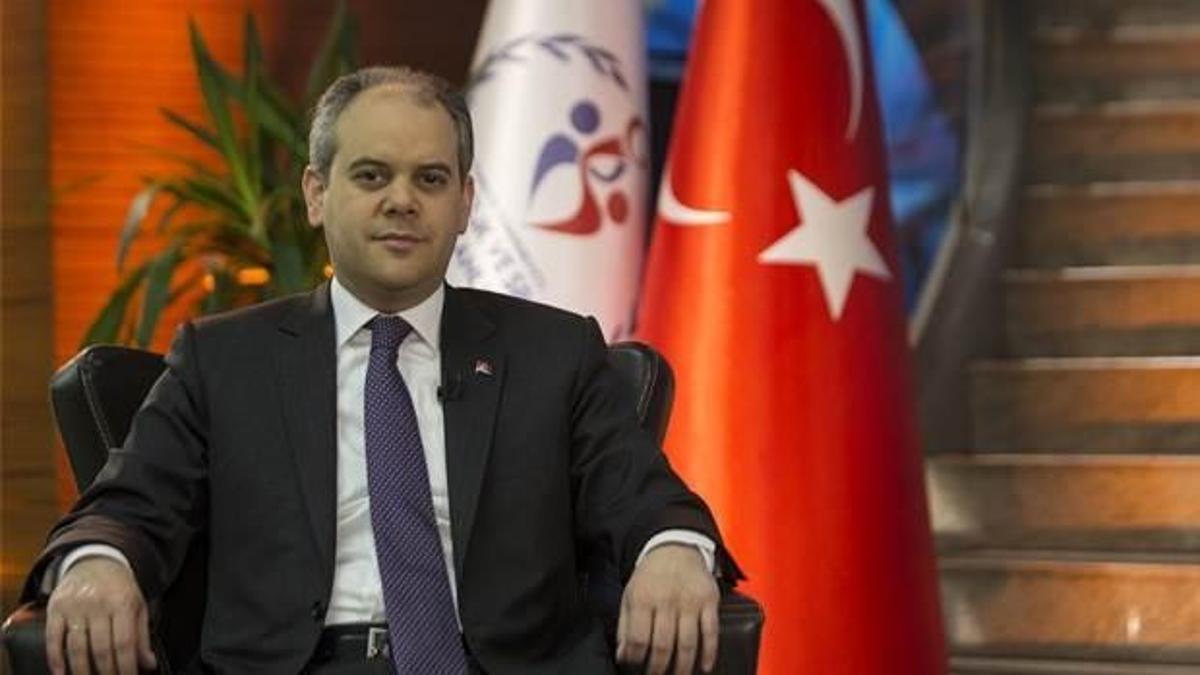 Bakandan Milli Takıma kutlama