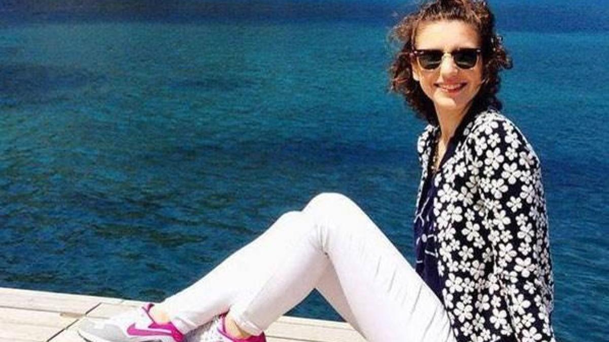 Genç avukat adayı kansere yenildi