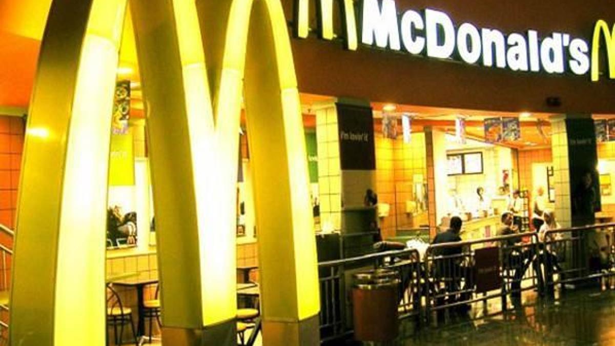AB, MC Donalds'ın peşinde