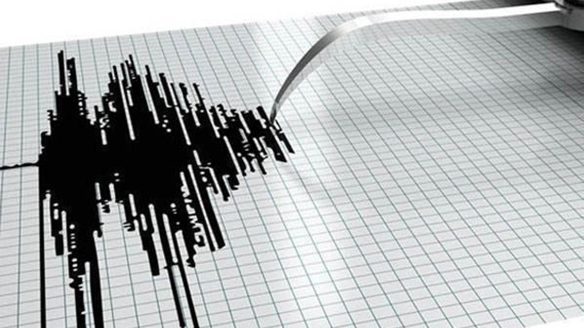 İzmir'de 2,8 şiddetinde deprem