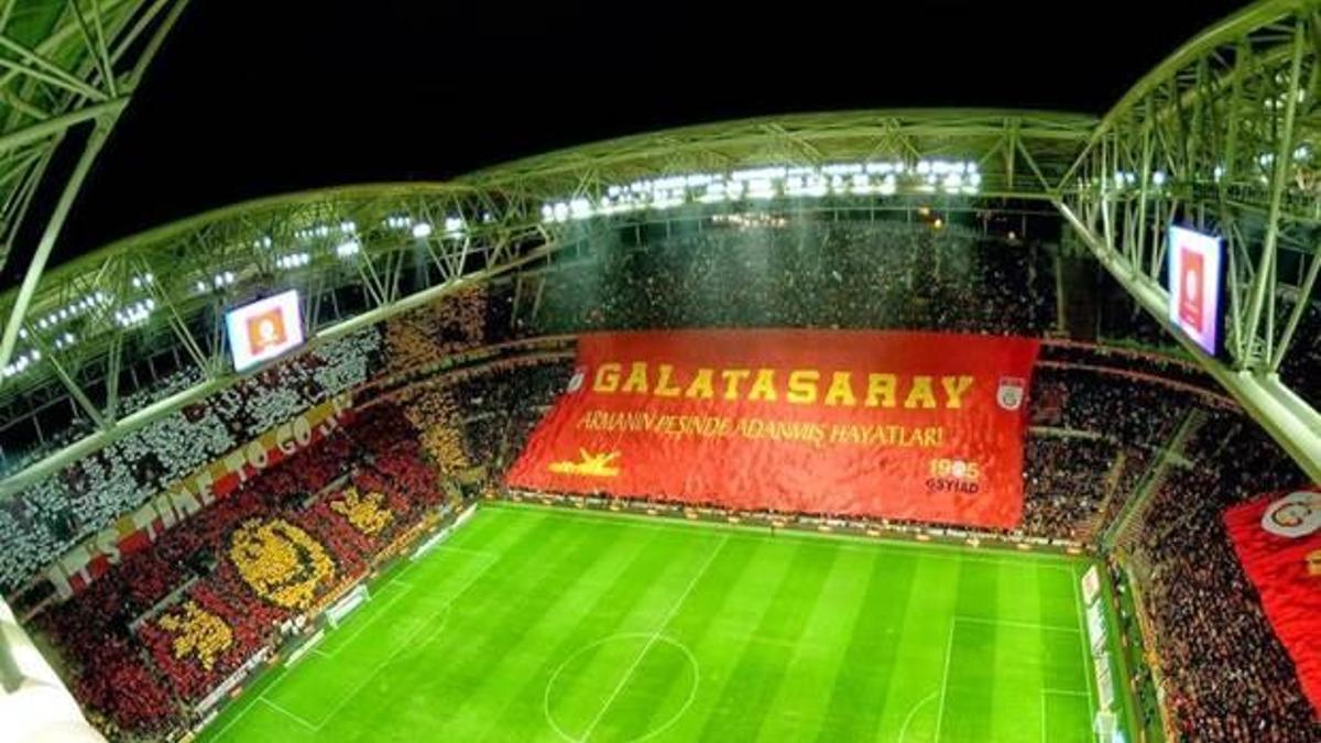 Arena'da 40 bin Aslan