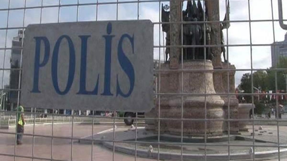 Adana'da polise ses bombalı saldırı
