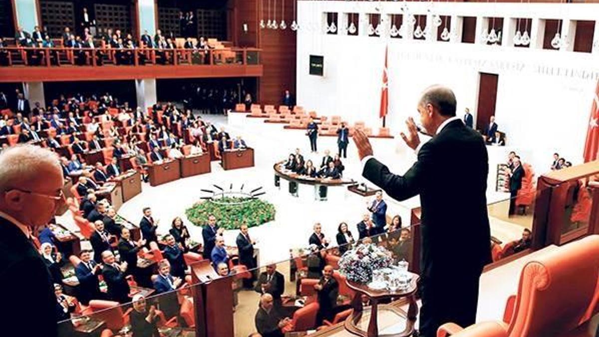 Tezkere, OHAL ve KHK için yoğun mesai