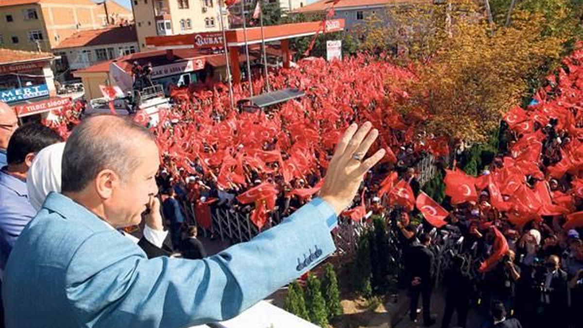 ‘Kaçacak delik arıyorlar’