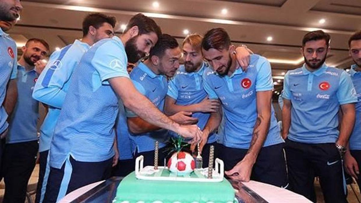 Caner Erkin'in doğum günü kutlandı