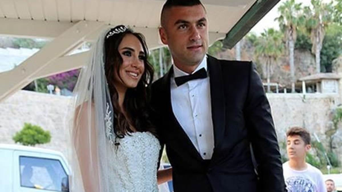 Burak Yılmaz'ı evden kovdu!