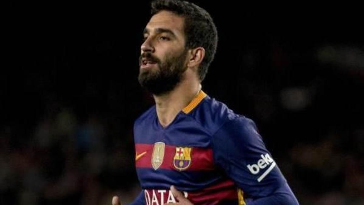 Arda Turan'dan sürpriz mesajı!