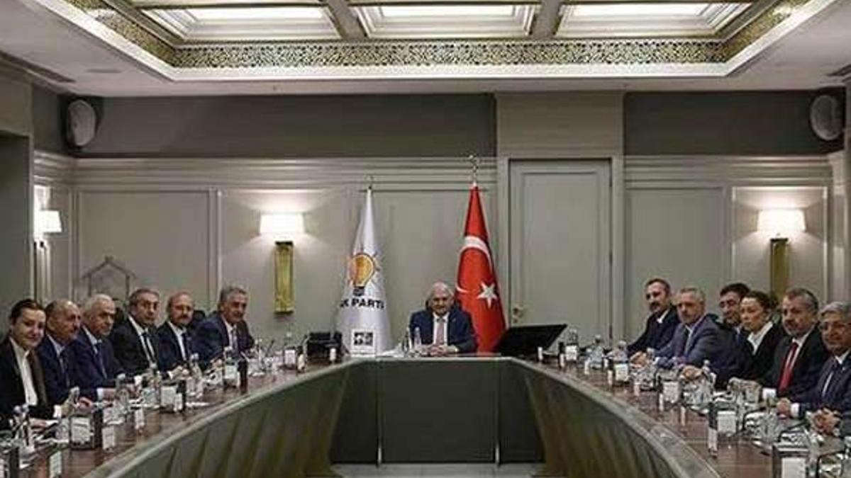AK Parti MYK toplandı