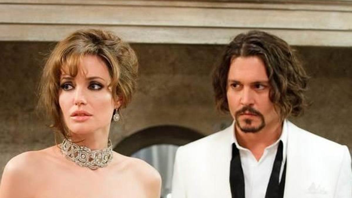 Brad Pitt'e Johnny Deep darbesi