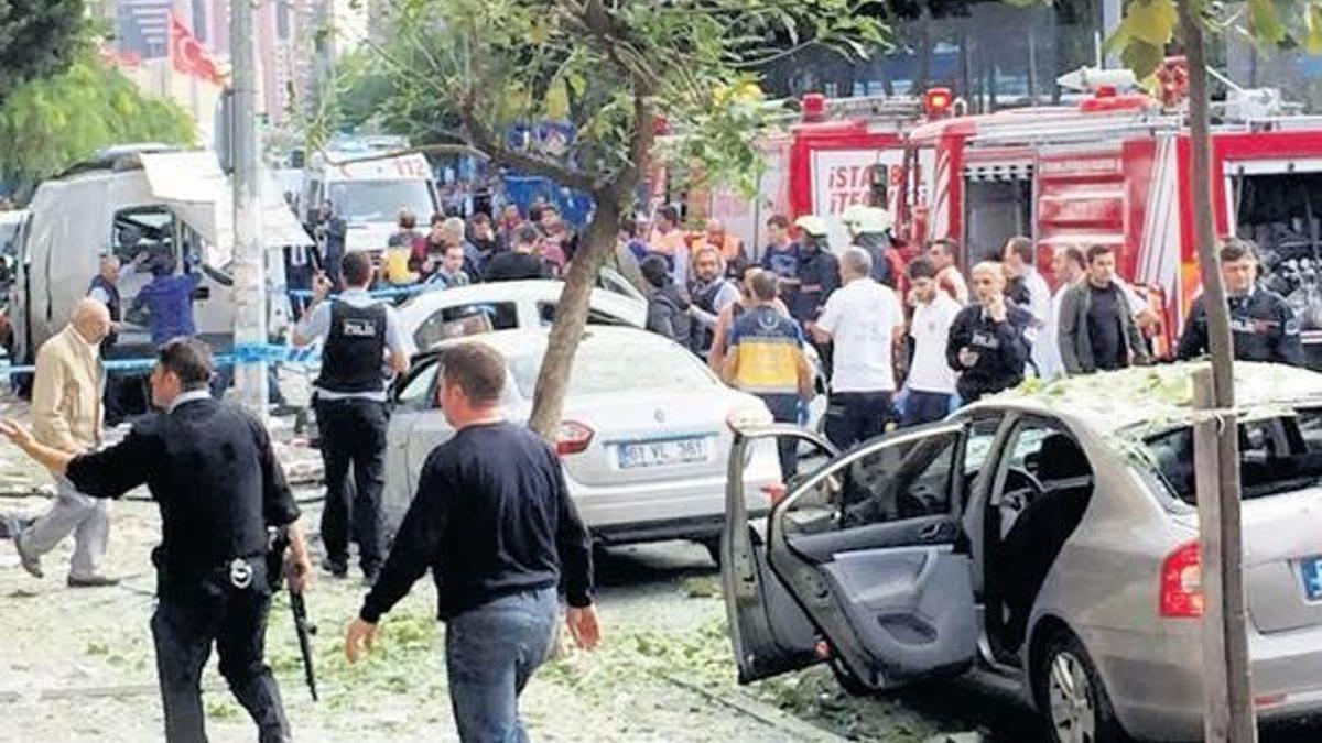 Bombalı motosikletle karakola saldırı!