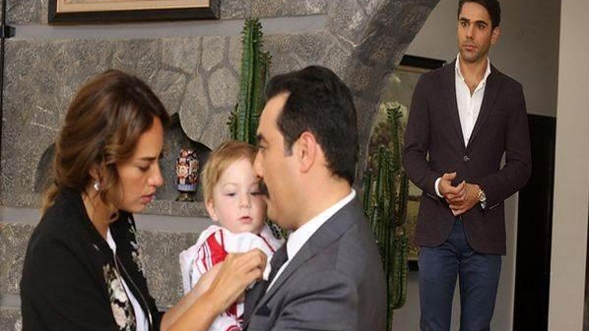 Bana Sevmeyi Anlat'ın 6. yeni bölümünde Leyla, Haşmet'in evine gidiyor!